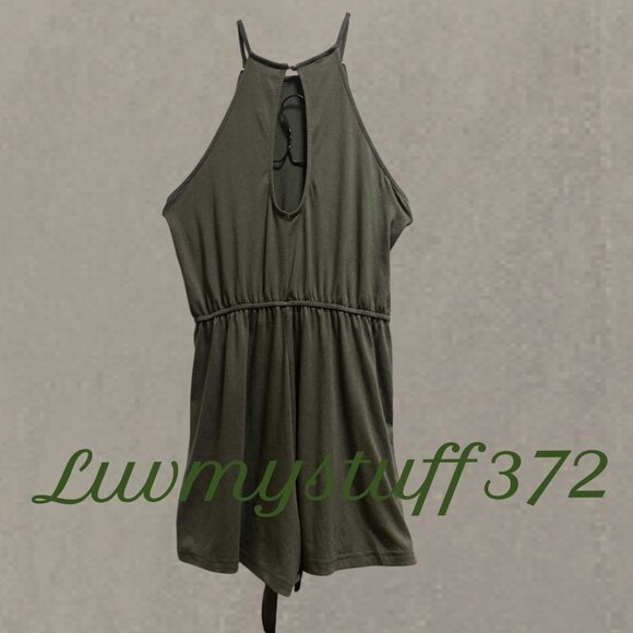 Cute Zesica High Neck Halter Romper Shorts - Picture 4 of 14